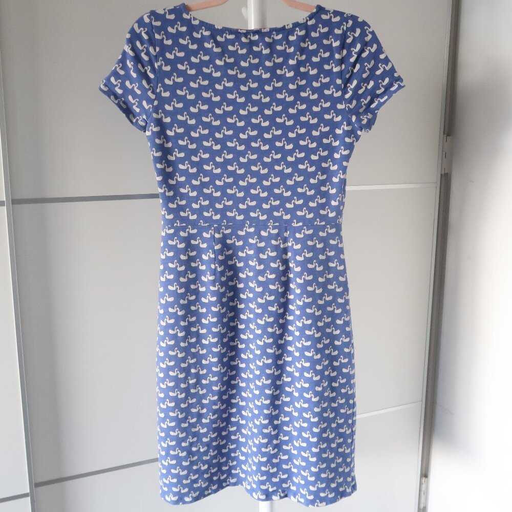 Boden Blue Swan Novelty Print Cotton Fit & Flare Dress Short Sleeve Casual 4 - Picture 3 of 7